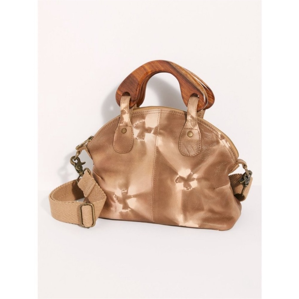 New with tags Free People Mini Willow Tote Bag/tan